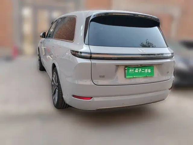 Li Auto L9 — Фото автомобиля 4