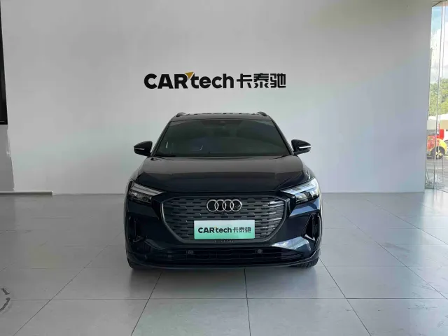 Audi Q4 e-tron — Фото автомобиля 2