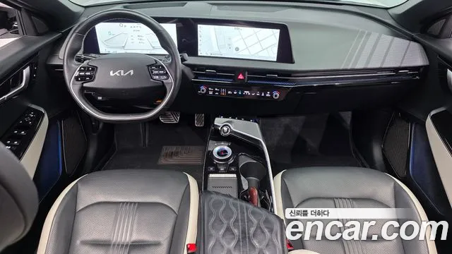 Kia EV6 — Фото автомобиля 10