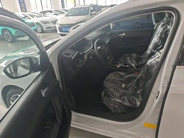 Peugeot 408 — Фото автомобиля 15