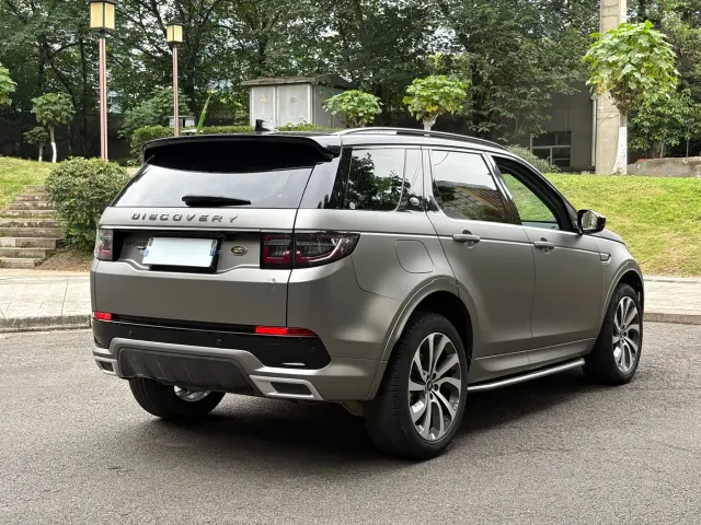 Land Rover Discovery Sport — Фото автомобиля 14