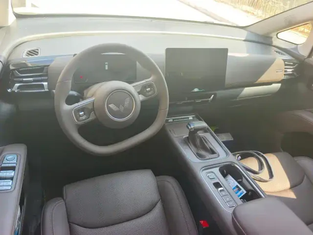 Wuling Starlight 730 — Фото автомобиля 12
