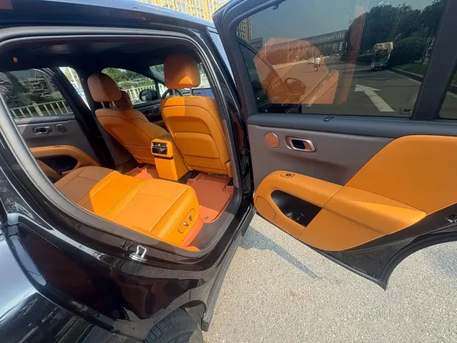 Li Auto i6 — Фото автомобиля 11