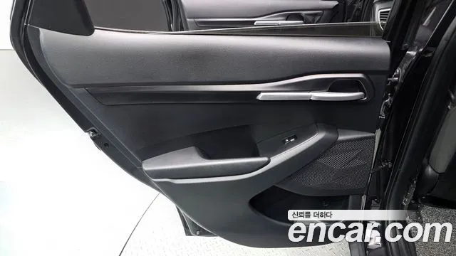 Kia Seltos Новый Seltos Бензин 2.0 2WD — Фото автомобиля 25