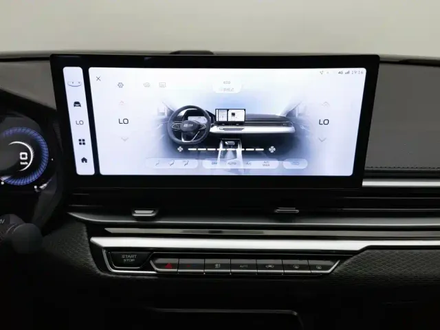 Geely Emgrand — Фото автомобиля 12