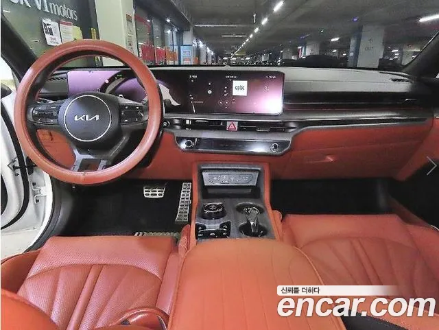 Kia K5 — Фото автомобиля 10