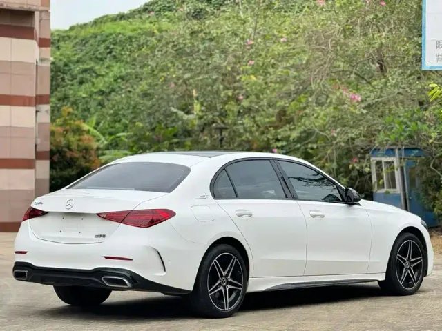 Mercedes-Benz C-Class — Фото автомобиля 8