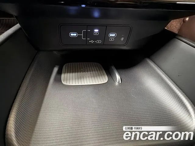 Hyundai Grandeur GN7 — Фото автомобиля 18