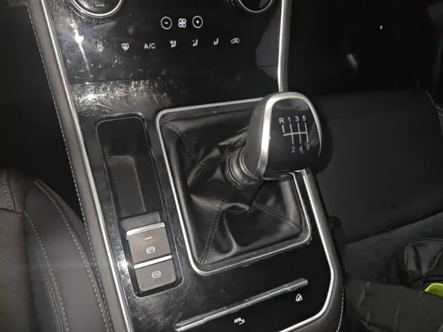 Chery Tiggo 8 — Фото автомобиля 13