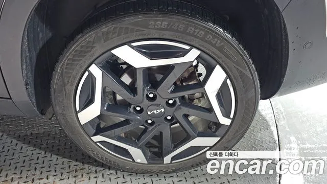 Kia Seltos Бензин 1.6 турбо 2WD — Фото автомобиля 19