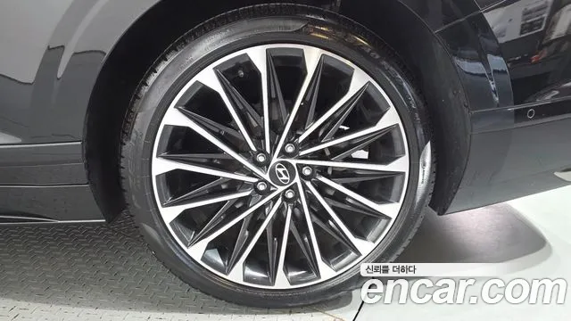 Hyundai Grandeur GN7 — Фото автомобиля 6