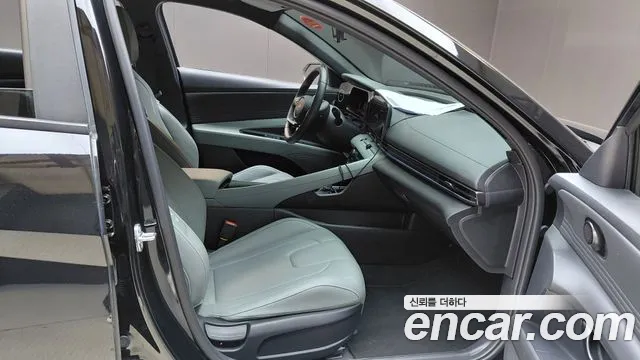 Hyundai AVANTE Новый Avante (CN7) — Фото автомобиля 26