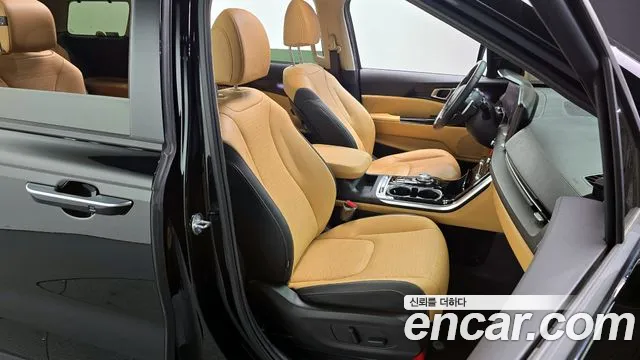 Kia Canival Carnival 4 поколение Дизель 11 мест Signature — Фото автомобиля 12