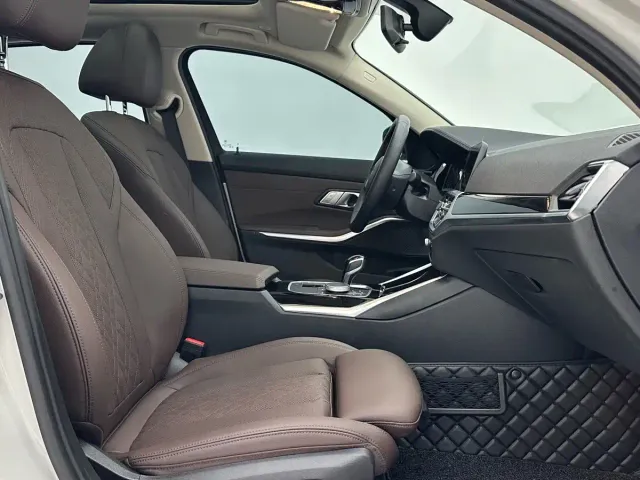BMW 3 Series — Фото автомобиля 9