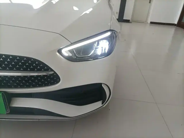 Mercedes-Benz C-Class — Фото автомобиля 23