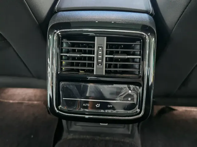 Volkswagen Passat — Фото автомобиля 9