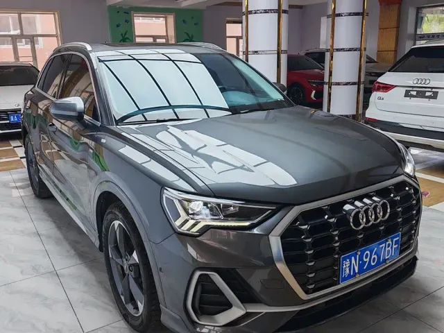 Audi Q3 — Фото автомобиля 2