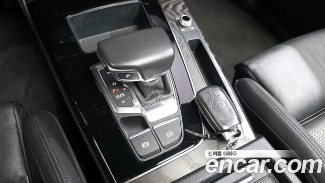 Audi Q5 45 TFSI quattro Premium — Фото автомобиля 6