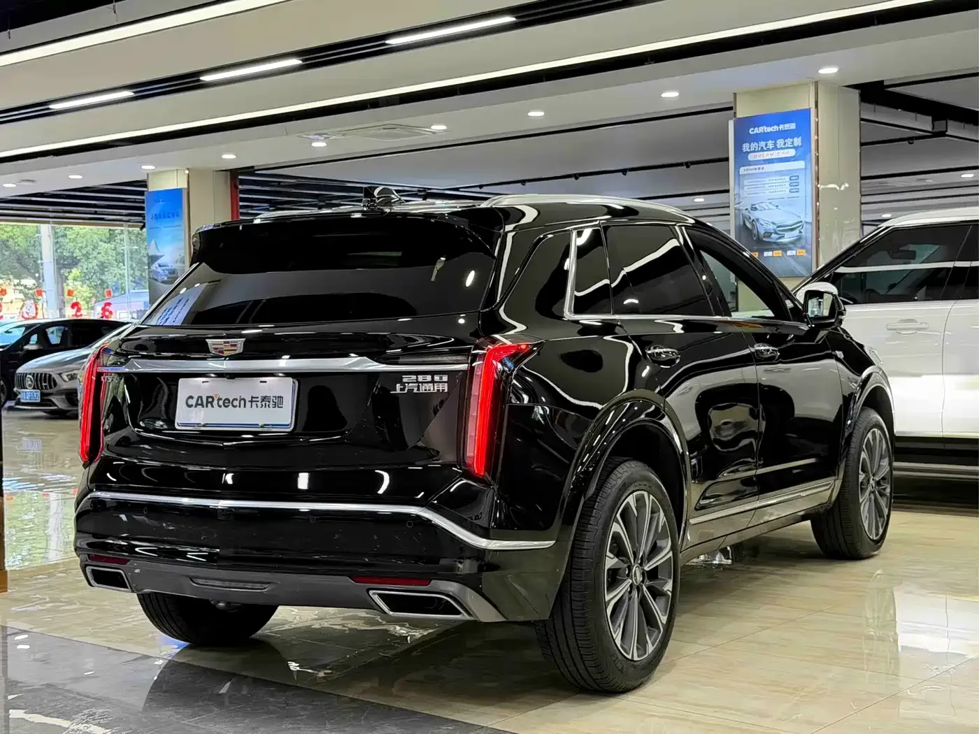Cadillac Cadillac XT5 2026 2.0T Metropolitan Edition — Фото автомобиля 5