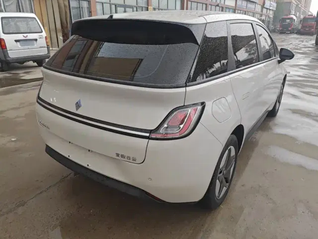 Baojun Cloud — Фото автомобиля 6