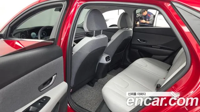 Hyundai Avante CN7 — Фото автомобиля 16