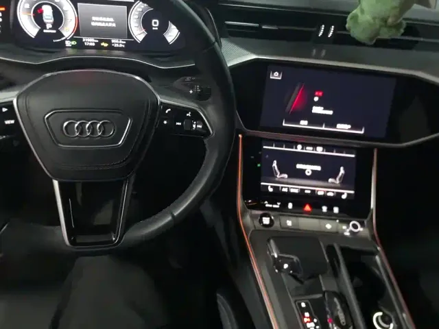 Audi A6L — Фото автомобиля 12