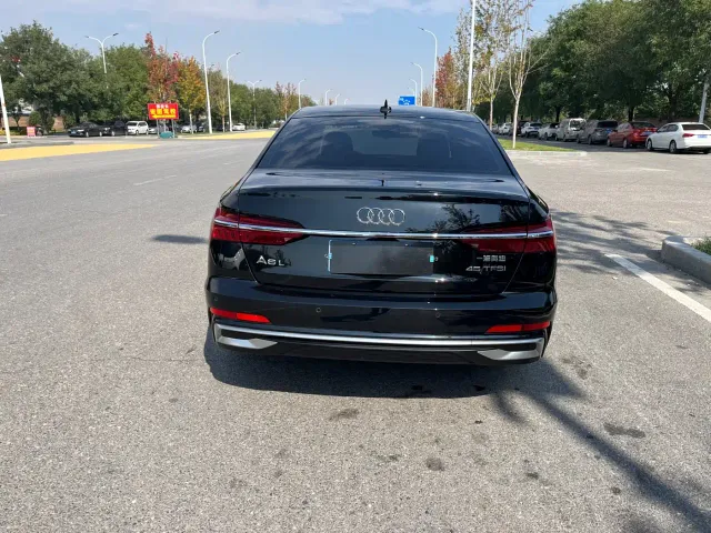Audi A6L — Фото автомобиля 18