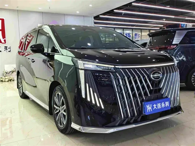GAC Trumpchi M8 — Фото автомобиля 3