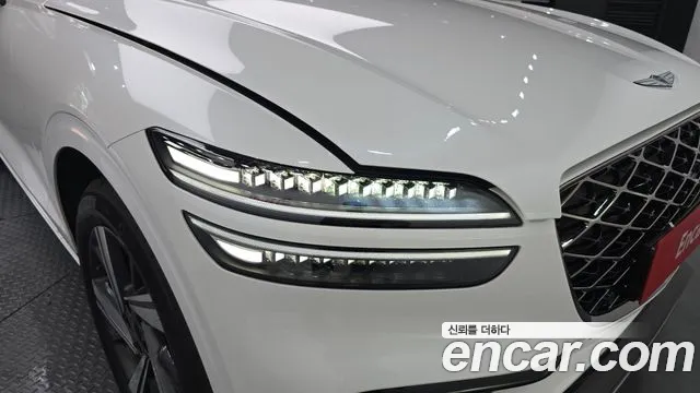 Genesis GV70 2.5T Бензин AWD — Фото автомобиля 19