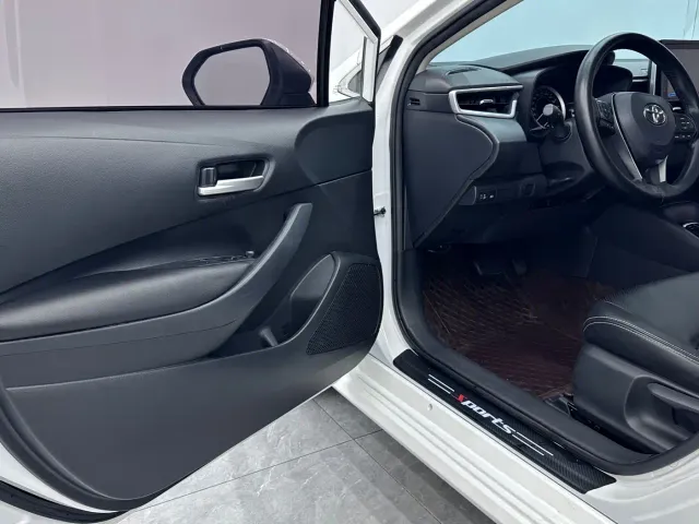 Toyota Corolla — Фото автомобиля 7