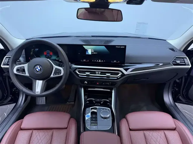 BMW i3 — Фото автомобиля 14