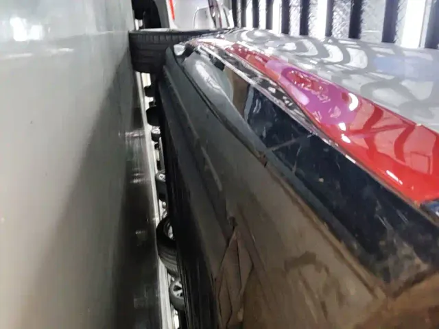 Ford Mustang Mach-E — Фото автомобиля 20