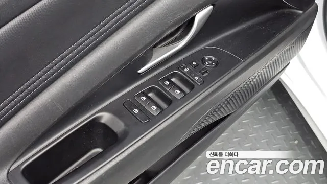 Hyundai AVANTE Avante (CN7) — Фото автомобиля 19