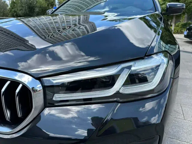 BMW 5 Series — Фото автомобиля 22