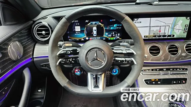 Mercedes-Benz E-Class — Фото автомобиля 13