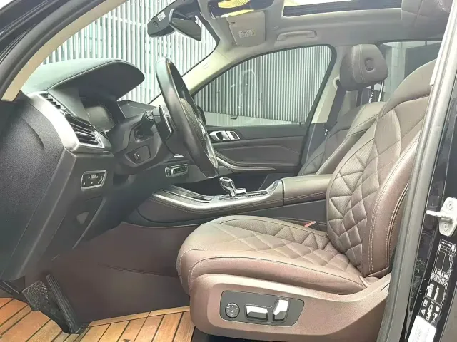 BMW X5 — Фото автомобиля 6