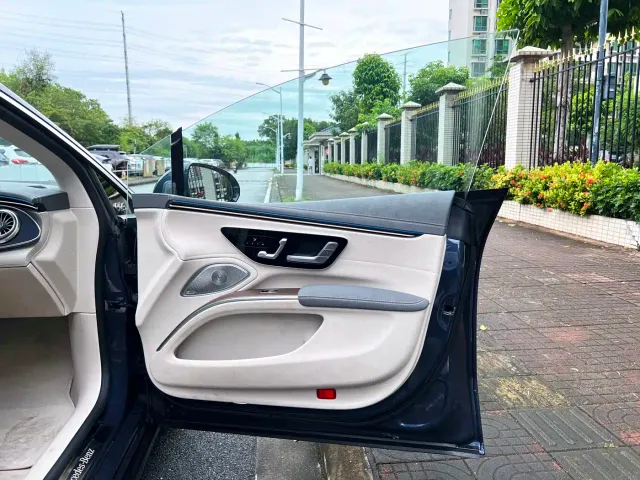 Mercedes-Benz EQS — Фото автомобиля 17