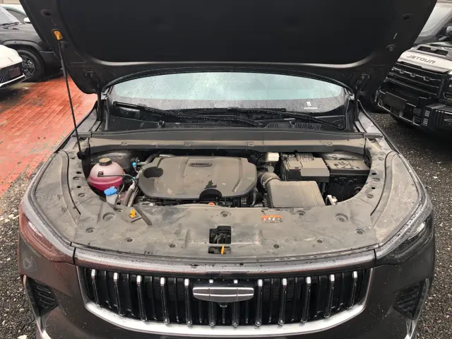 Geely Boyue — Фото автомобиля 4