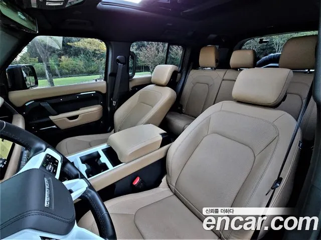 Land Rover Defender L663 — Фото автомобиля 11