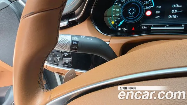 Genesis GV70 — Фото автомобиля 28