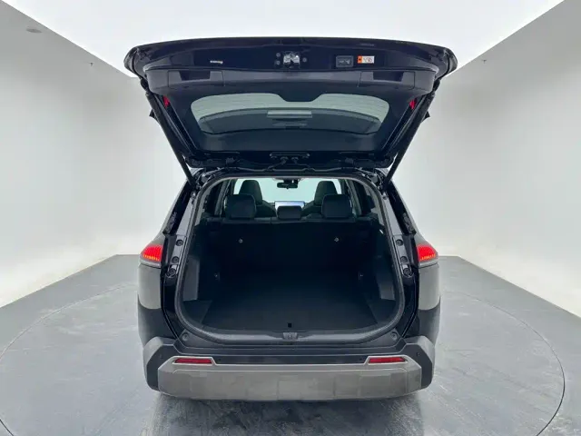 Toyota RAV4 — Фото автомобиля 22