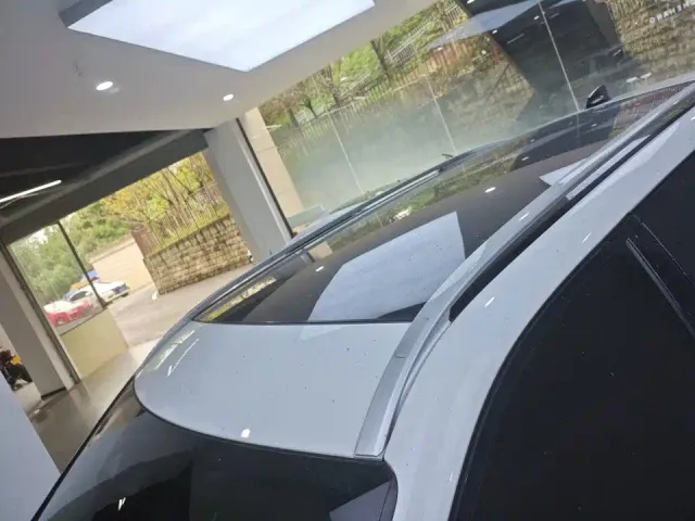 Land Rover Discovery Sport — Фото автомобиля 2