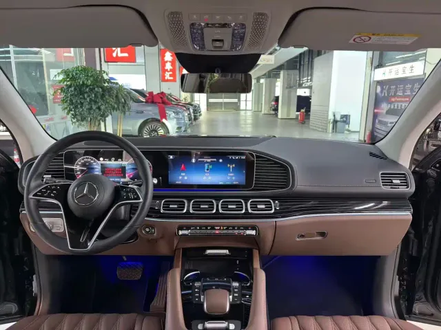 Mercedes-Benz GLS-Class — Фото автомобиля 4