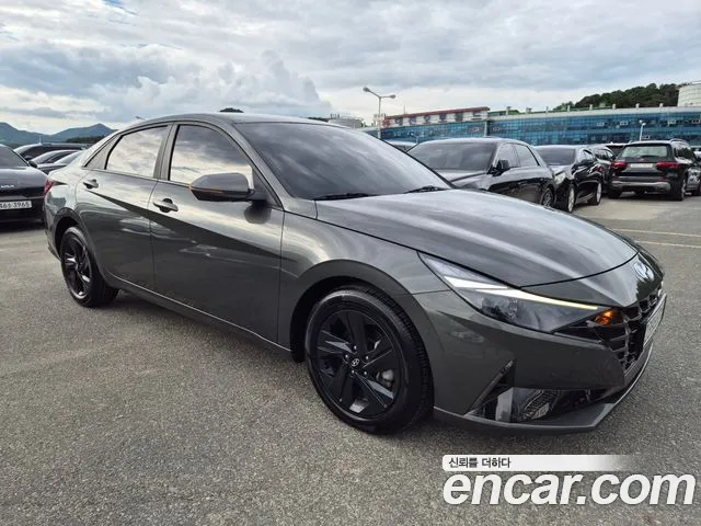 Hyundai AVANTE Avante (CN7) — Фото автомобиля 2