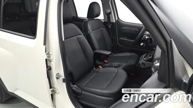 Hyundai Casper Electric — Фото автомобиля 16