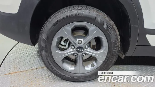 Kia Seltos — Фото автомобиля 5