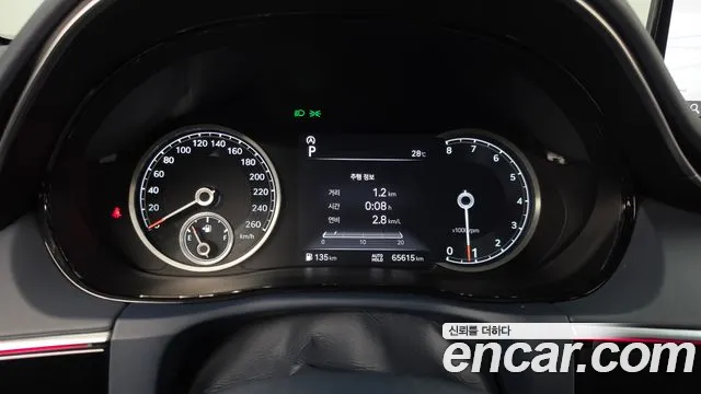 Genesis GV70 2.5T Бензин 2WD — Фото автомобиля 8