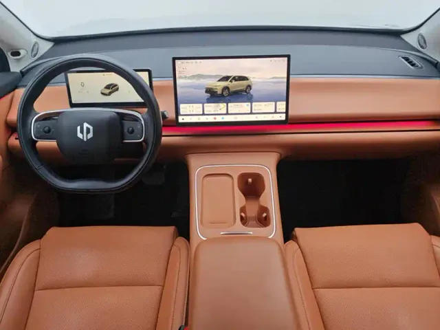 Leapmotor C10 — Фото автомобиля 12