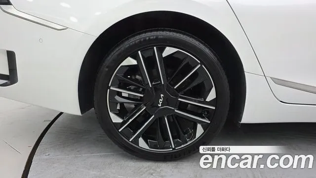 Kia K8 (New) Hybrid — Фото автомобиля 5
