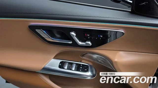 Mercedes-Benz E-Class — Фото автомобиля 30